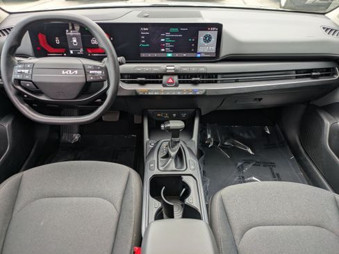 Used 2025 Kia K4 FWD image 14