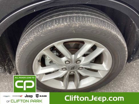 Certified 2024 Dodge Durango GT image 33