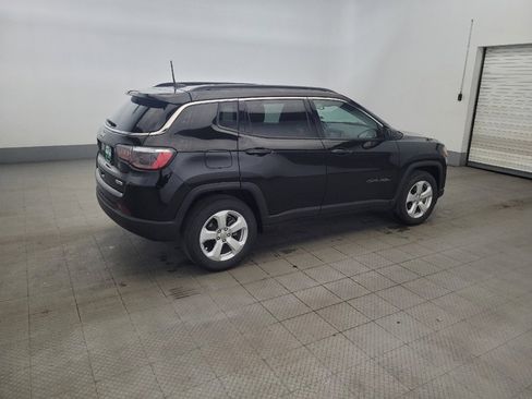 Used 2020 Jeep Compass Latitude FWD image 10