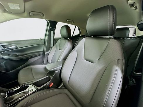 Certified 2022 Buick Encore GX Select w/ Sport Touring Package image 21