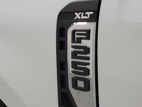 Used 2024 Ford F250 XLT w/ FX4 Off-Road Package AWD/4WD image 6