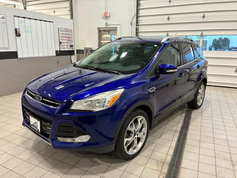 Used 2016 Ford Escape Titanium image 4