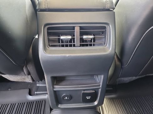 Used 2024 Ford Edge SEL w/ Convenience Package AWD/4WD image 16