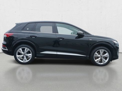 Certified 2023 Audi Q4 e-tron Premium Plus w/ Premium Plus AWD/4WD image 4