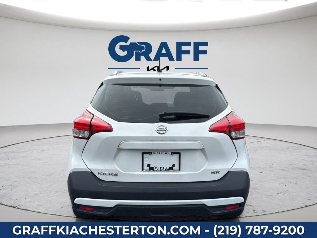 Used 2018 Nissan Kicks SR FWD image 6