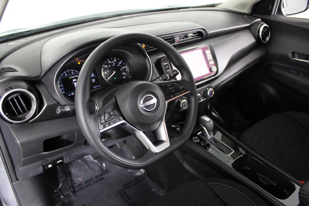 Certified 2023 Nissan Kicks SV FWD image 18