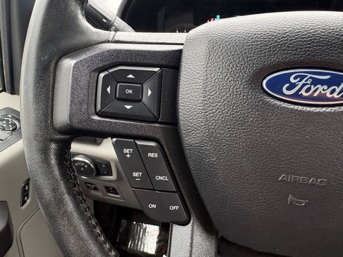 Used 2020 Ford F150 XLT w/ Equipment Group 302A Luxury AWD/4WD image 11