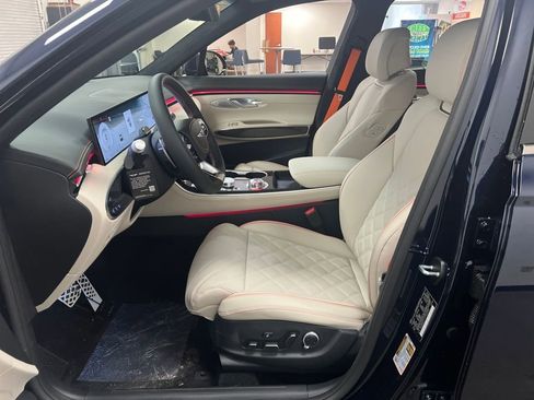 New 2026 Genesis GV70 3.5T Sport Prestige AWD/4WD image 9