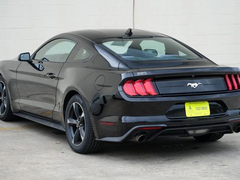 Used 2020 Ford Mustang Coupe RWD image 37