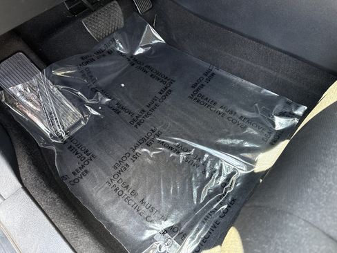 Certified 2023 Honda Accord EX image 17