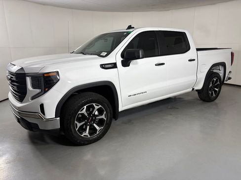 Used 2026 GMC Sierra 1500 Pro w/ Pro Value Package RWD image 5