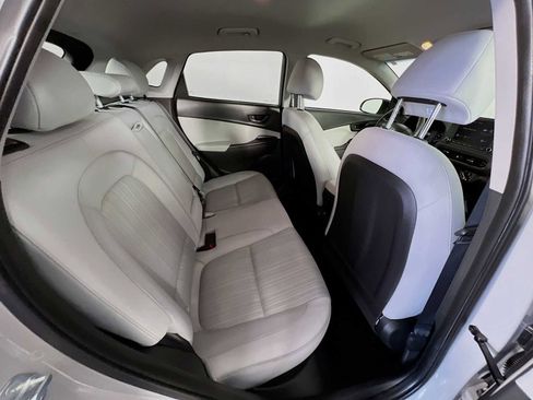 Used 2023 Hyundai Kona SEL image 25