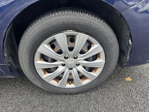 Used 2013 Toyota Corolla LE image 21