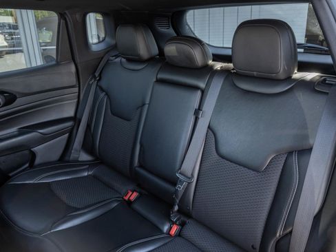 Used 2023 Jeep Compass Latitude AWD/4WD image 21