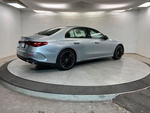 New 2026 Mercedes-Benz E 450 4MATIC Sedan image 5