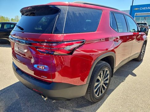 Used 2023 Chevrolet Traverse RS w/ LPO, Floor Liner Package AWD/4WD image 5