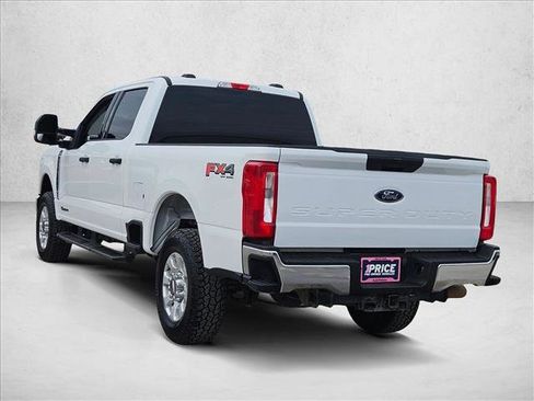 Used 2024 Ford F250 XLT w/ FX4 Off-Road Package AWD/4WD image 6
