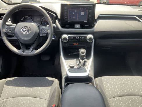 Used 2021 Toyota RAV4 XLE w/ Convenience Package AWD/4WD image 19