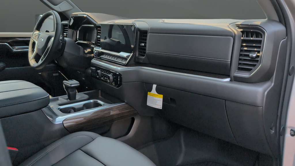 Used 2026 Chevrolet Silverado 1500 LT Trail Boss w/ Convenience Package II AWD/4WD image 27