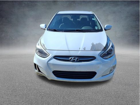 Used 2016 Hyundai Accent SE w/ Option Group 03 FWD image 2