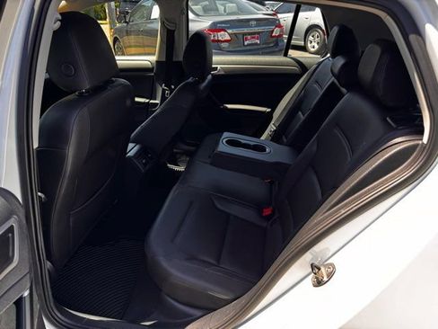 Used 2015 Volkswagen Golf S FWD image 15
