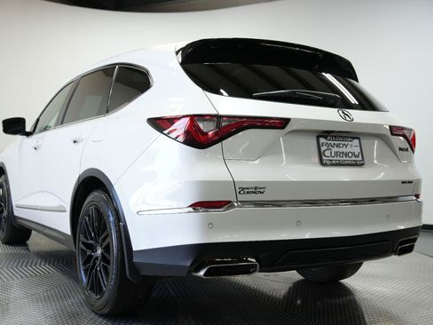 Used 2023 Acura MDX SH-AWD w/ Technology Package image 27