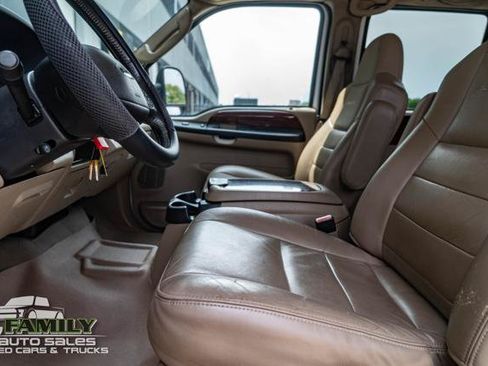 Used 2006 Ford F350 Lariat AWD/4WD image 23