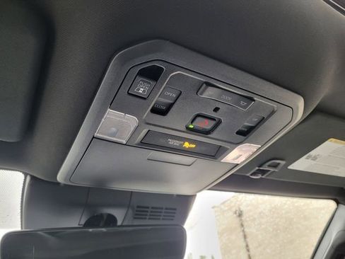 Used 2024 Toyota Tacoma TRD Off-Road image 26