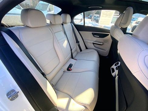Used 2025 Mercedes-Benz C 300 4MATIC Sedan image 16