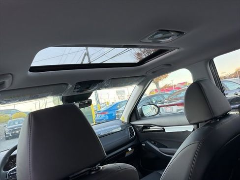 New 2026 Kia Seltos SX w/ SX Sunroof Package image 8