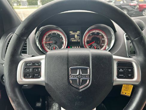 Used 2019 Dodge Grand Caravan GT FWD image 12