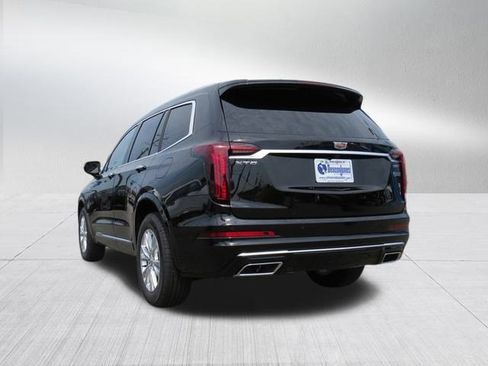 New 2025 Cadillac XT6 Luxury image 5