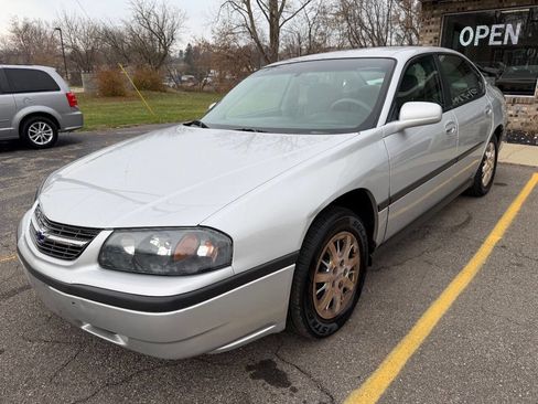 Used 2002 Chevrolet Impala w/ Preferred Equipment Group image 7