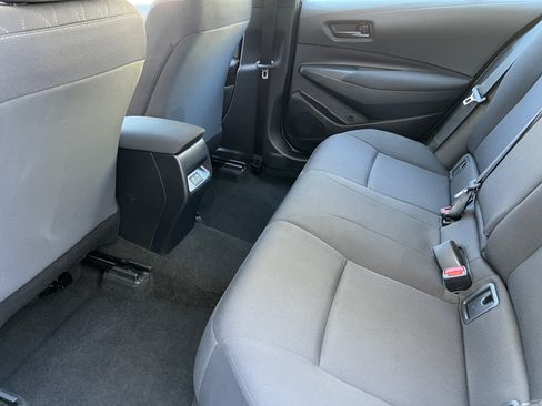 Used 2025 Toyota Corolla LE FWD image 15