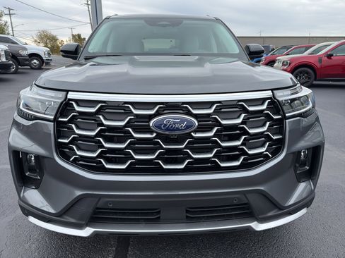 New 2026 Ford Explorer Platinum w/ LUX Leather Package image 3
