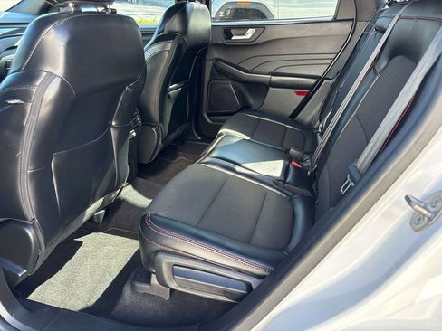 Used 2023 Ford Escape ST-Line w/ Tech Pack #1 AWD/4WD image 7