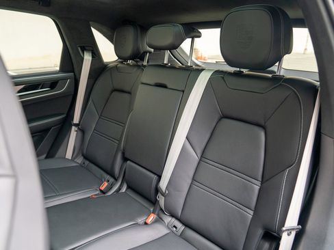 New 2025 Porsche Cayenne GTS image 24