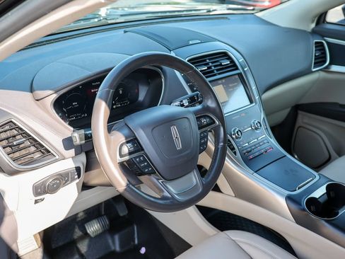 Used 2020 Lincoln Nautilus Premier w/ Equipment Group 101A AWD/4WD image 33