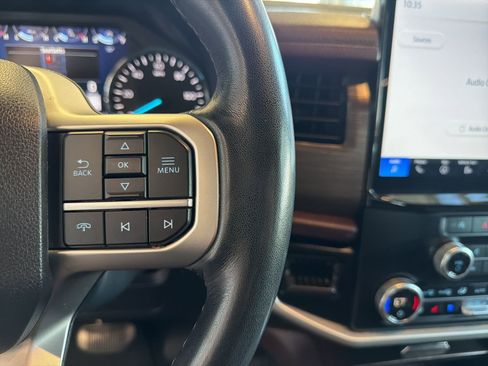 Used 2024 Ford Expedition Limited AWD/4WD image 25