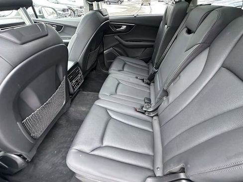 Used 2023 Audi Q7 3.0T Premium Plus image 16