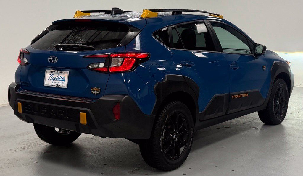 Used 2024 Subaru Crosstrek 2.5i Wilderness w/ Crosstrek Mirror Package AWD/4WD image 3