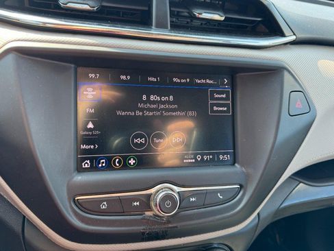 Used 2022 Chevrolet TrailBlazer LS FWD image 19