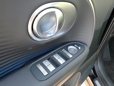 New 2026 Hyundai Ioniq 9 SEL image 13