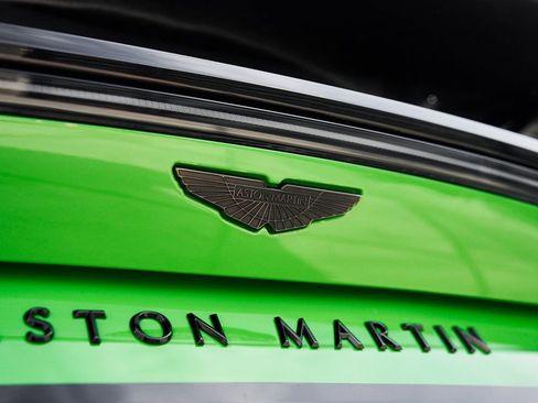 Used 2023 Aston Martin V12 Vantage image 18