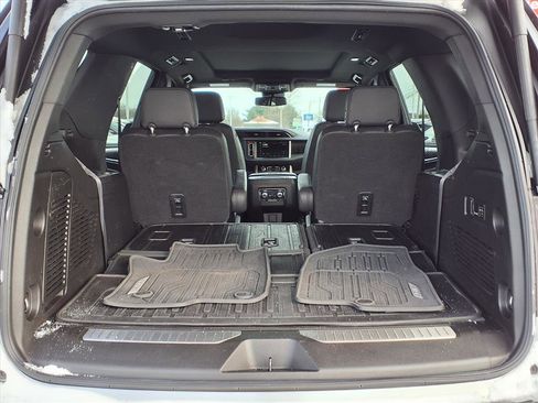 Certified 2023 GMC Yukon Denali image 20