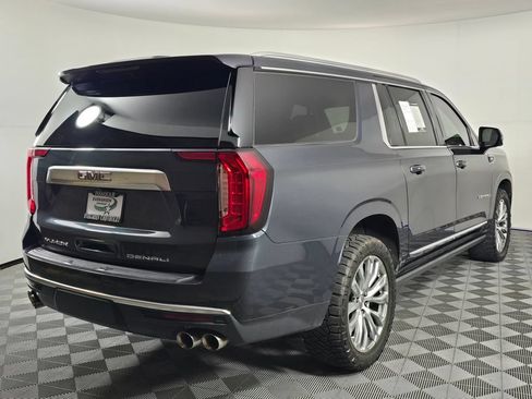 Used 2022 GMC Yukon XL Denali AWD/4WD image 7