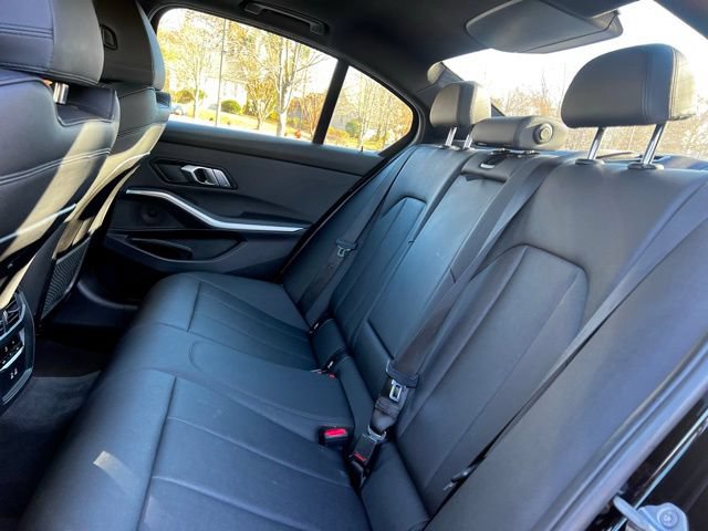Used 2021 BMW 330i Sedan w/ Convenience Package RWD image 19