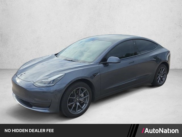 Used 2023 Tesla Model 3 Standard Range RWD image 1