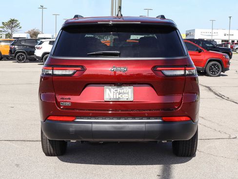 New 2026 Jeep Grand Cherokee L 4WD image 6