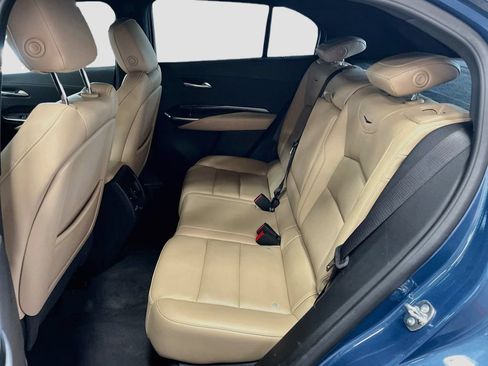 Used 2025 Cadillac XT4 Premium Luxury w/ Technology Package AWD/4WD image 26